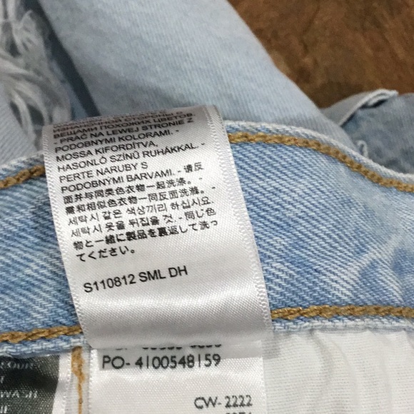 Levi's® Premium 501® MID THIGH WOMEN'S SHORTS Long Jean Denim Raw Hem - Picture 4 of 6